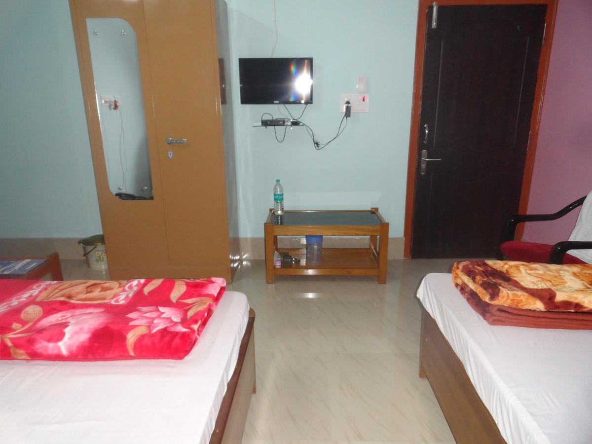 Hotel Kaustav Tezpur Exterior photo