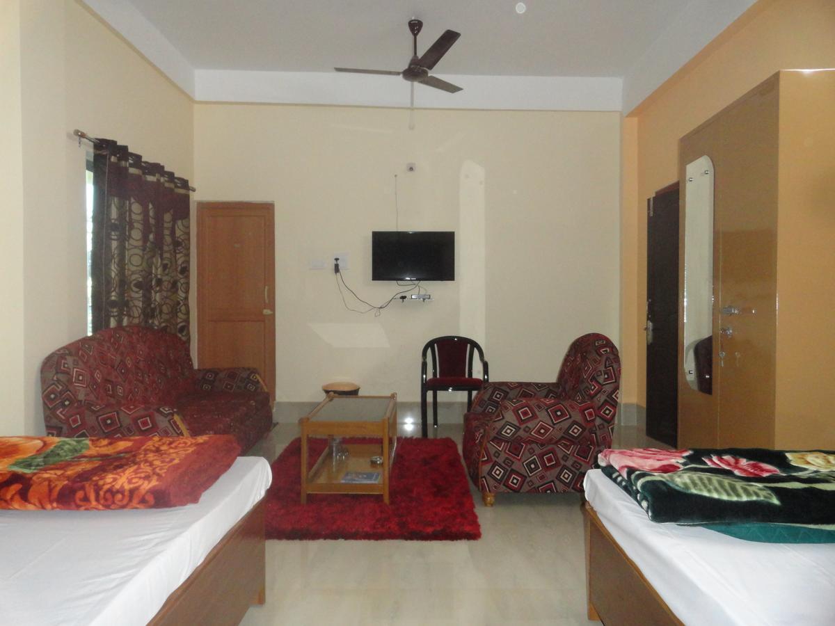 Hotel Kaustav Tezpur Exterior photo